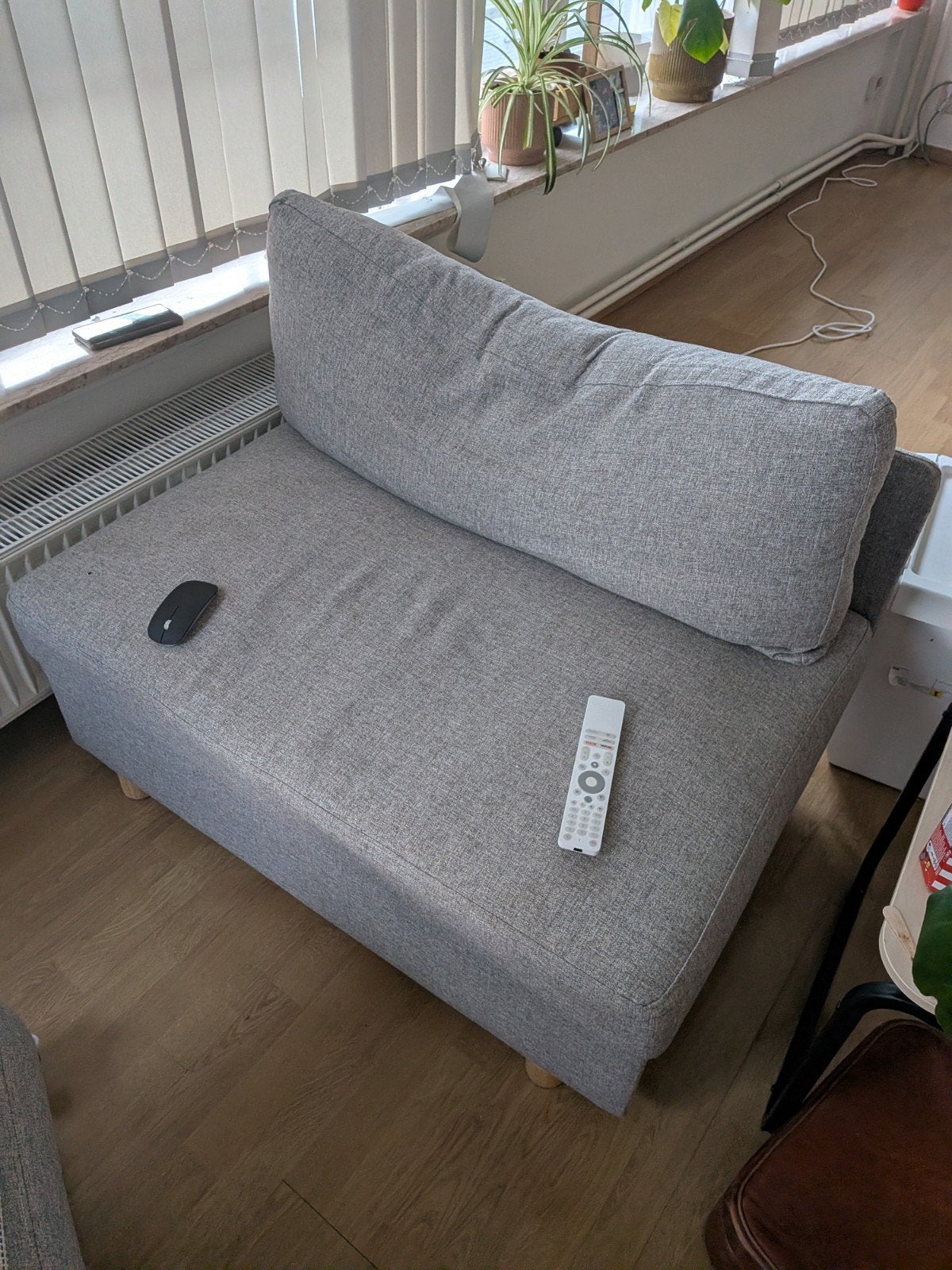 sofa jysk grey extended to a bed, Enlèvement