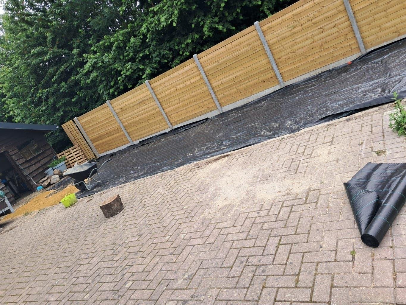 4 gleufpalen voor tuinafsluiting, Tuin en Terras, Tuinschermen, Ophalen