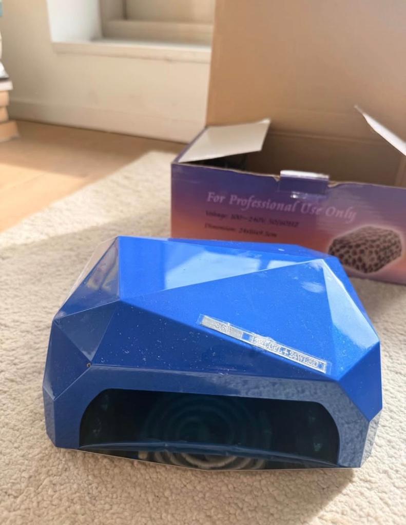Uv lamp nagels, Elektronische apparatuur, Persoonlijke Verzorgingsapparatuur, Ophalen, Zo goed als nieuw, Hand- en Voetverzorging