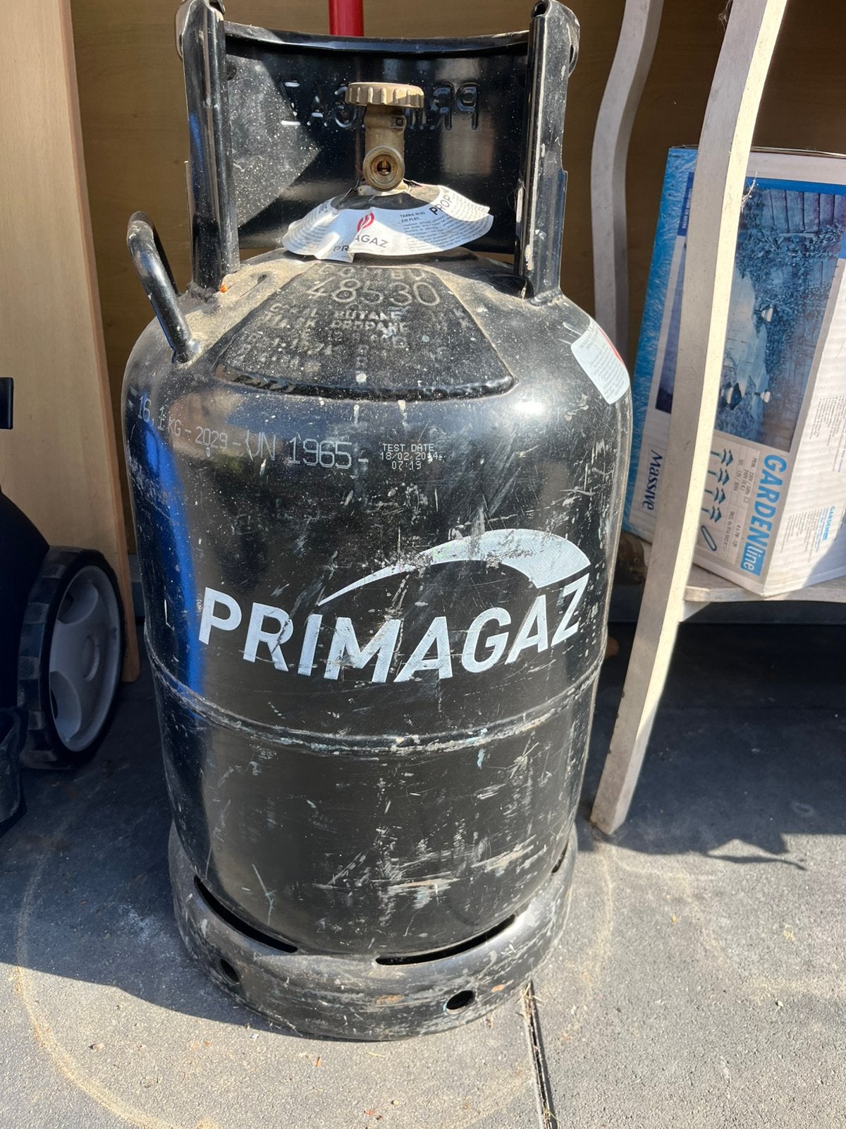 Gasfles Primagaz nog zo goed als vol, Enlèvement, Utilisé