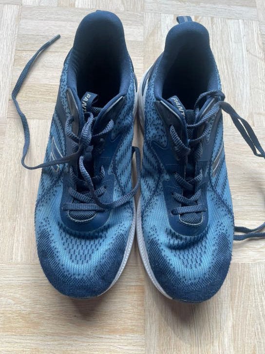 Mooi turnschoenen maat 39, Sport en Fitness, Turnen, Ophalen of Verzenden, Gebruikt, Turnschoenen