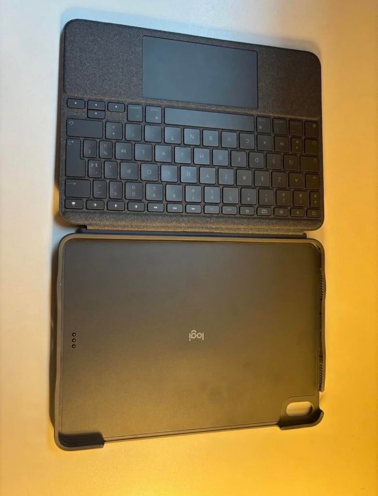 Logitech Folio Touch pour iPad Air 10.9, Informatique & Logiciels, Apple iPad Tablettes, Utilisé, Apple iPad Air, Gris, Enlèvement ou Envoi
