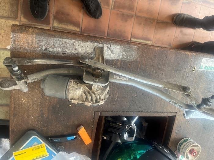 Ruitenwissermotor voor van een BMW 5-Serie, Gebruikt, -, -, Ophalen of Verzenden