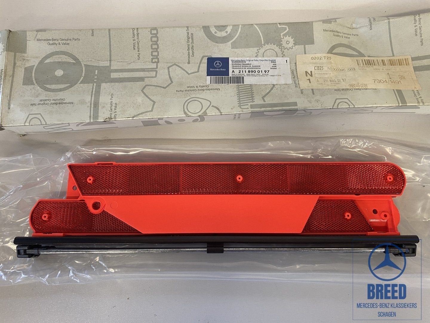 NOS gevarendriehoek voor Mercedes-Benz W203 C209 W211, -, -, Nieuw, Ophalen of Verzenden