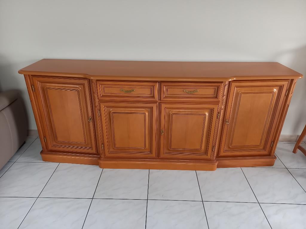 wandkast en dressoir, Huis en Inrichting, Kasten | Dressoirs, Ophalen, Zo goed als nieuw, 200 cm of meer, Kersenhout