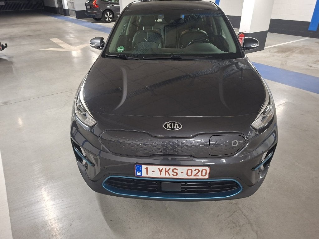 Kia Niro, Autos, Kia, Argent ou Gris, Achat, Entreprise, 5 portes