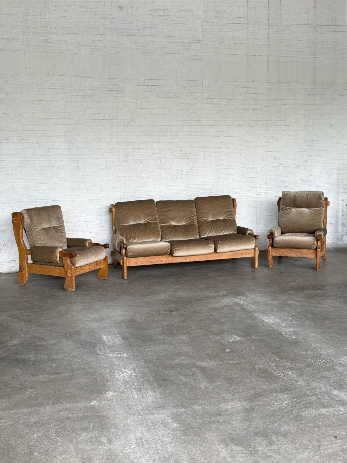 Salon brutaliste belge années 60-70 — chêne massif 3 pièces, Maison & Meubles, Enlèvement, Utilisé