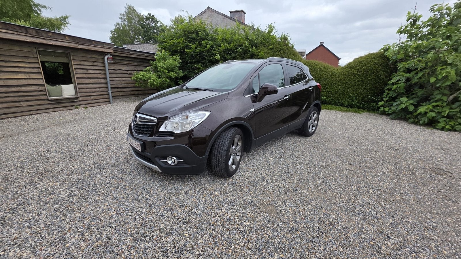 Mooie opel Mokka gaat weg wegens nieuwe wagen, Auto's, Euro 5, Zwart, 4 cilinders, 1445 kg
