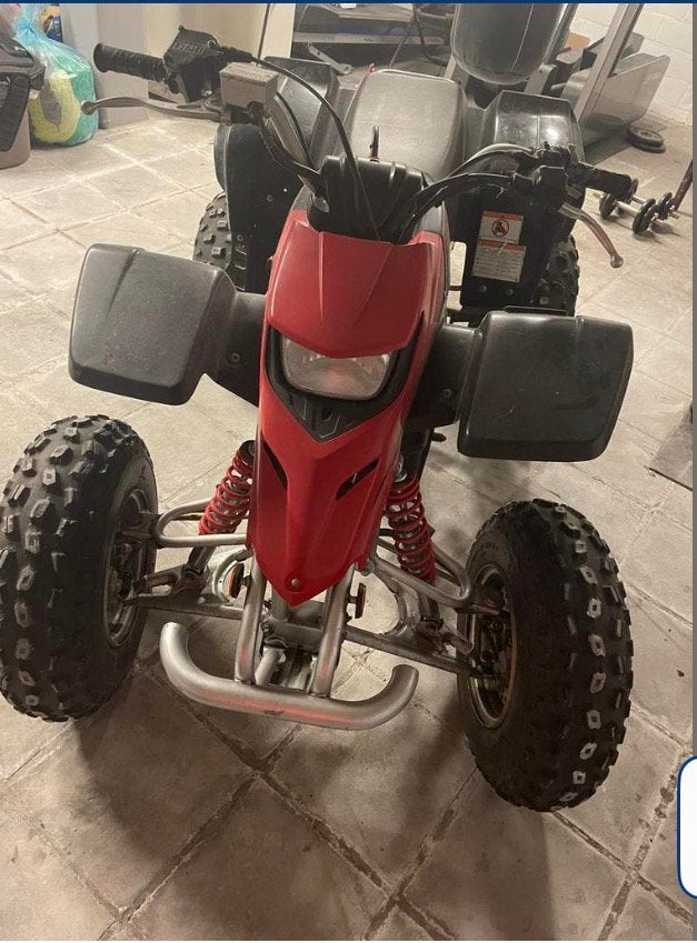 200 blaster, Motos, 12 à 35 kW