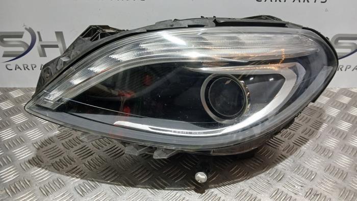 Koplamp links van een Mercedes B-Klasse, Gebruikt, -, Ophalen of Verzenden, -