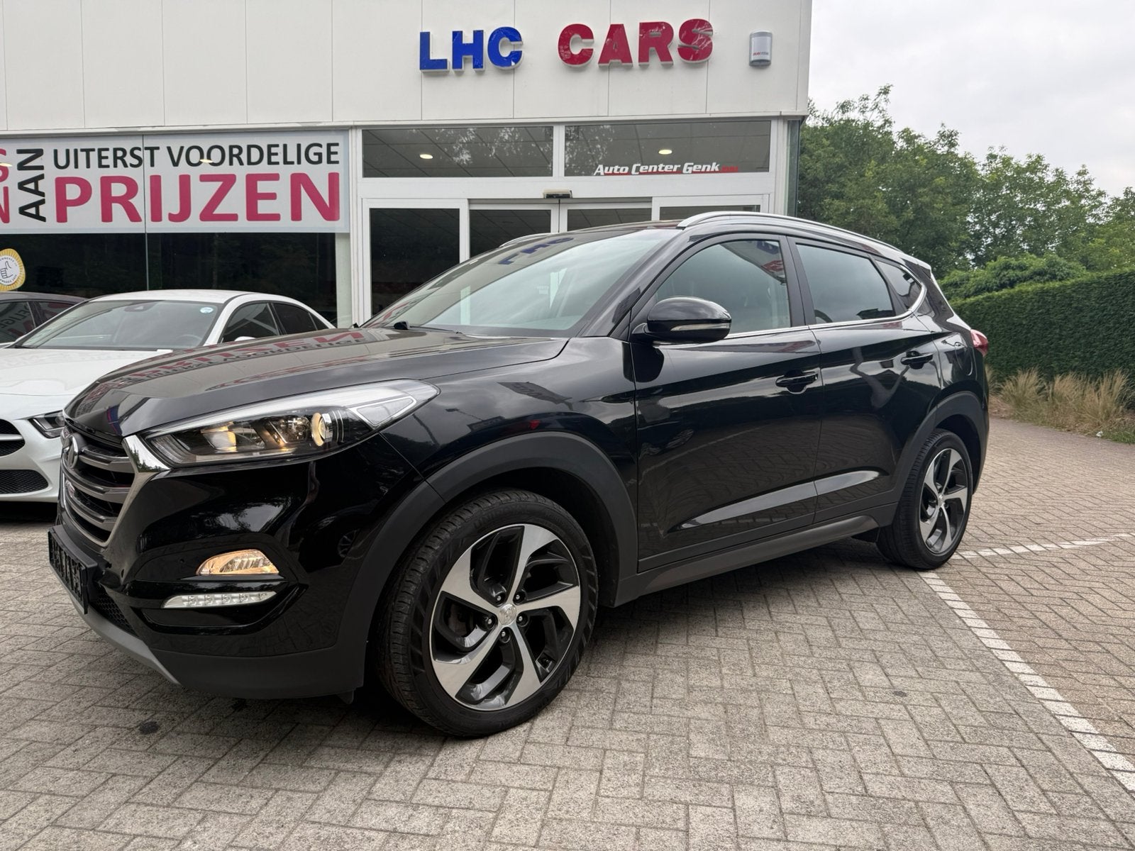 Hyundai Tucson 1.7crdi 115pk 152000klm toostaat 10/03/2017, Auto's, Hyundai, 4 cilinders, 1685 cc, Zwart, Leder