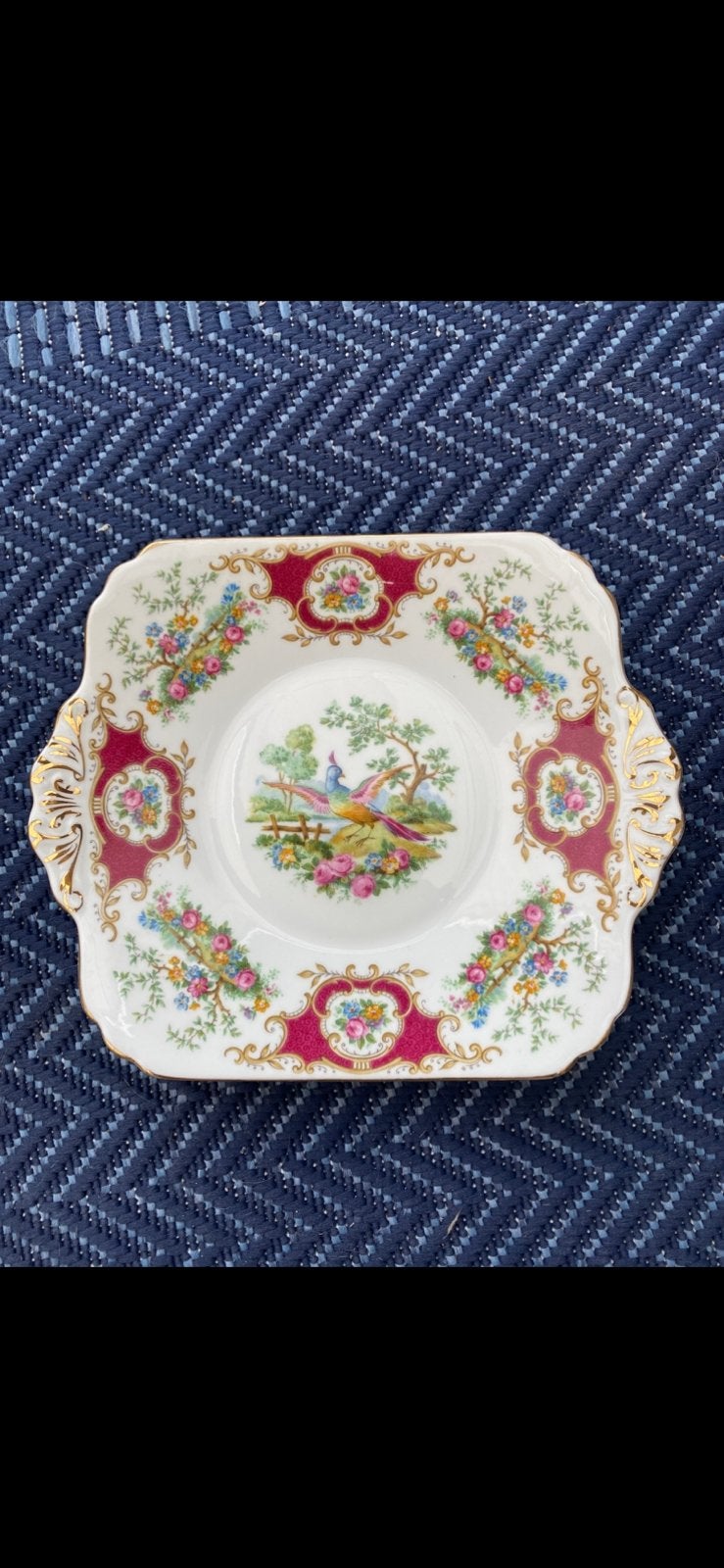 Broadway Foley Bone China, Ophalen
