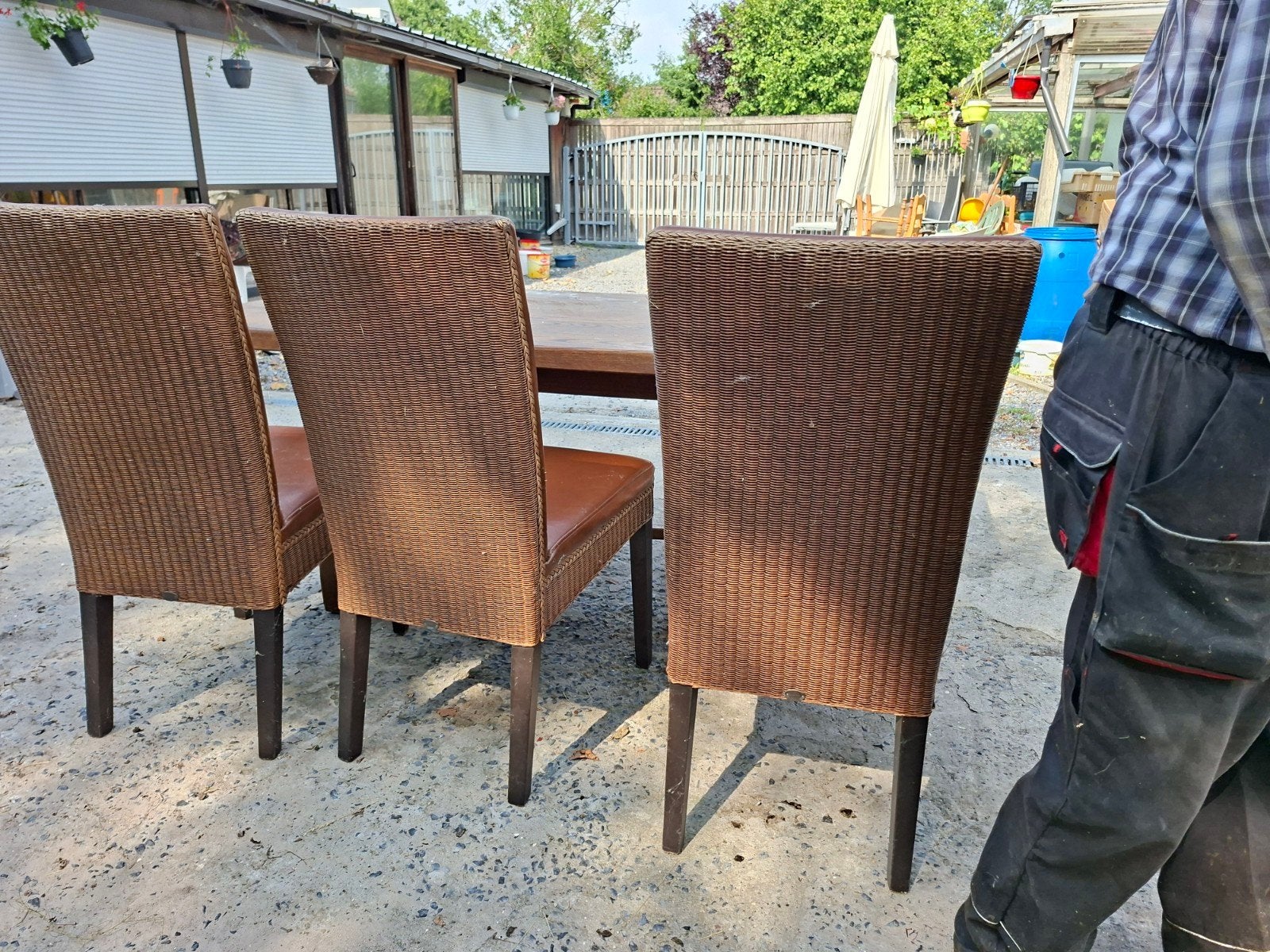 Table à manger en chêne avec 6 chaises, 150 euros, marque Lo, Maison & Meubles, Tables | Tables à manger, Enlèvement, Comme neuf