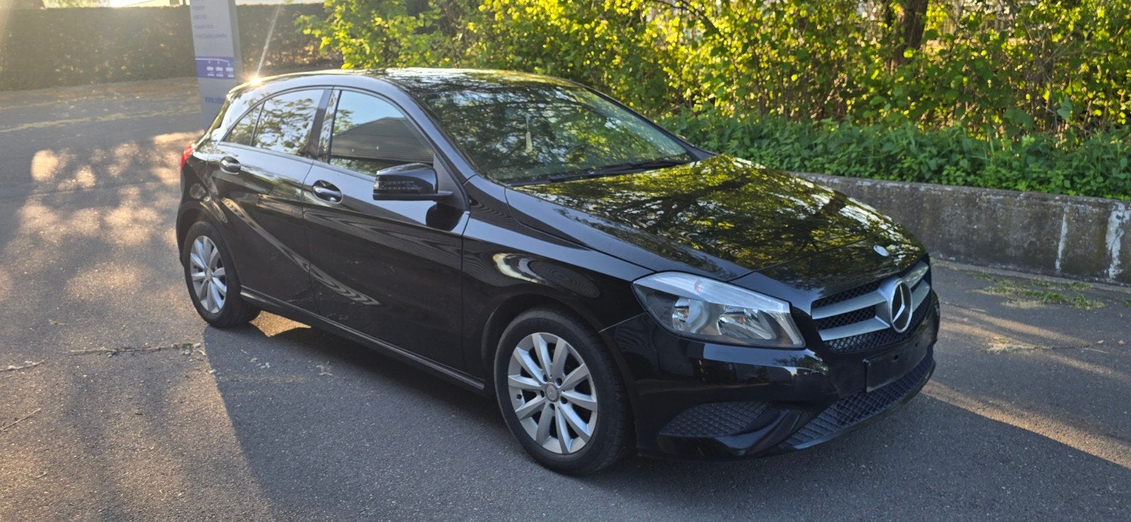 Mercedes A180 automatique à essence de 1,6 km 159 000 de 201, Autos, Classe A, Achat, Euro 6, Entreprise