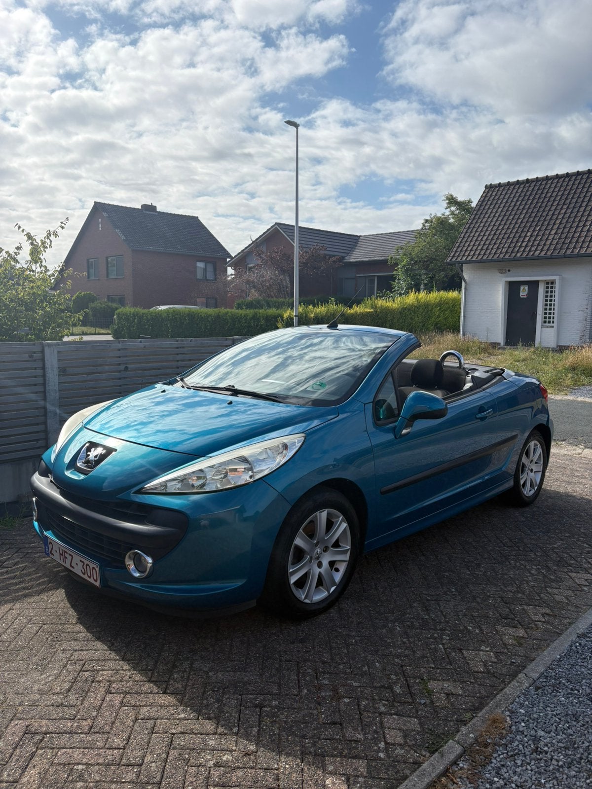 Peugeot 207 • Cabriolet • 144 000km • 120ch• Croisière • A/C, Achat, Cabriolet, Boîte manuelle, Particulier