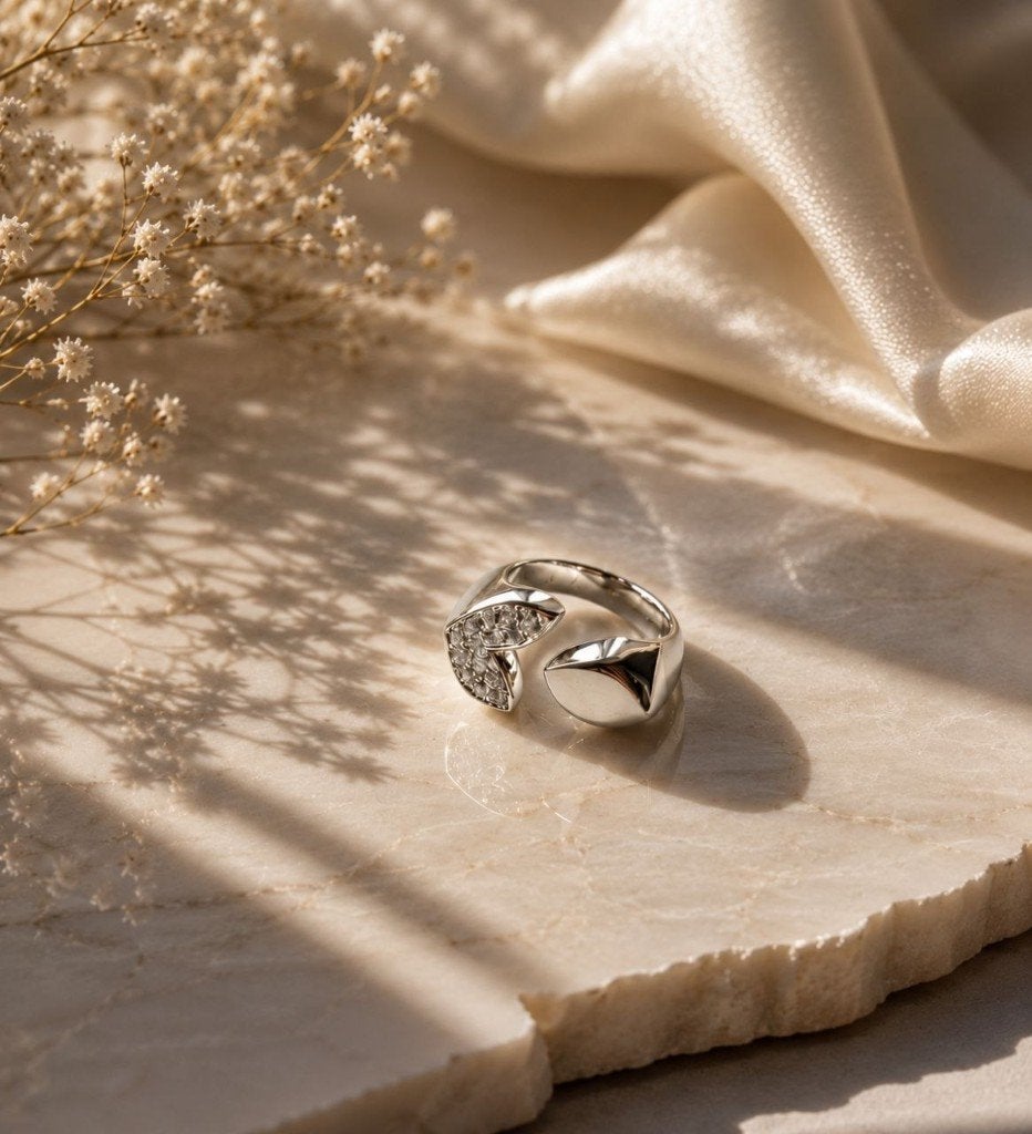 Zilveren ring met natuurlijke saffieren, Nieuw, Ophalen of Verzenden, Met edelsteen, Dame