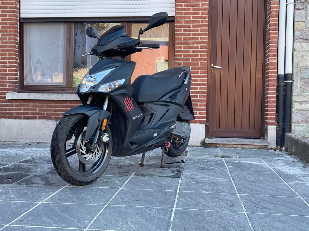 Kymco agility 16+  B klasse, Fietsen en Brommers, Ophalen, 50 cc, Klasse B (45 km/u), Zo goed als nieuw