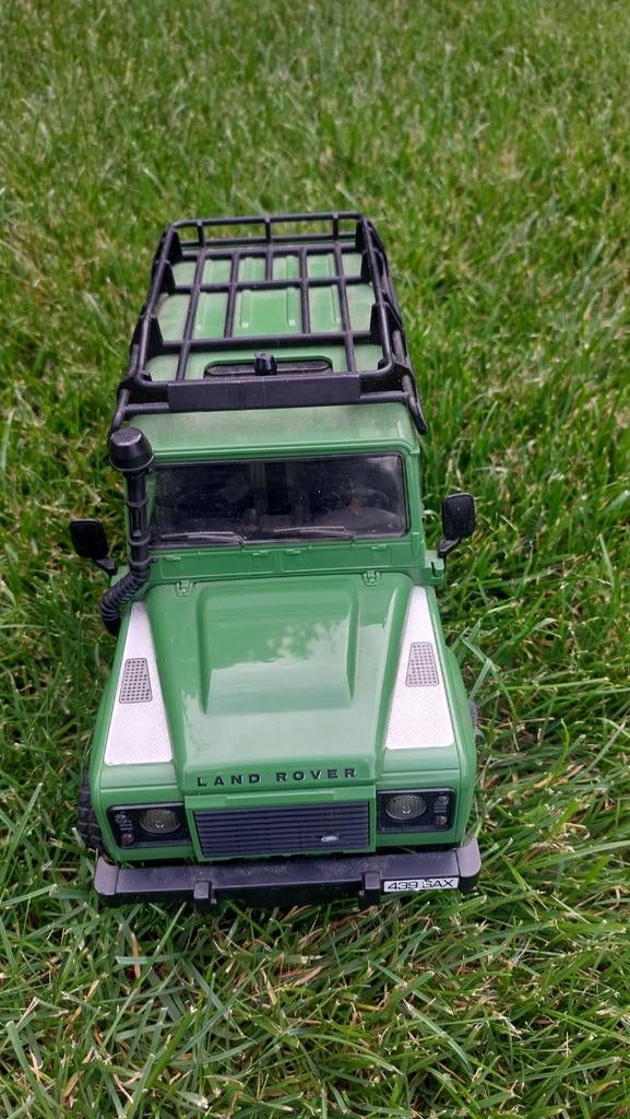 Bruder Jeep Land Rover, Ophalen