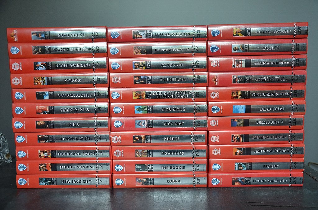 33 Action Collection VHS video cassettes, Cd's en Dvd's, Ophalen of Verzenden, Nieuw in verpakking, Actie en Avontuur, VHS