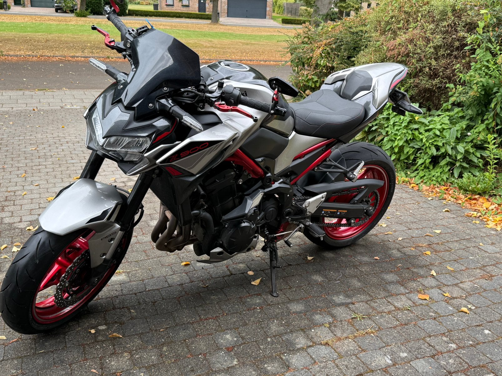 Superbe KAWASAKI Z900 FULL EQUIPEE, ABS, Permis Moto A, 9000 cm³, Occasion