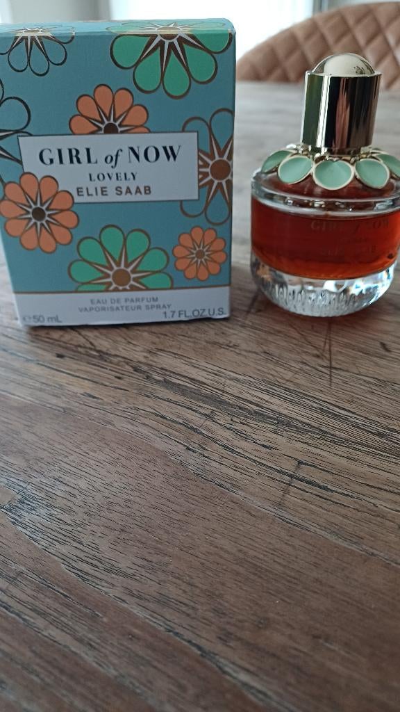 Girl of now lovely, Elie Saab,eau de parfum, Ophalen of Verzenden, Zo goed als nieuw