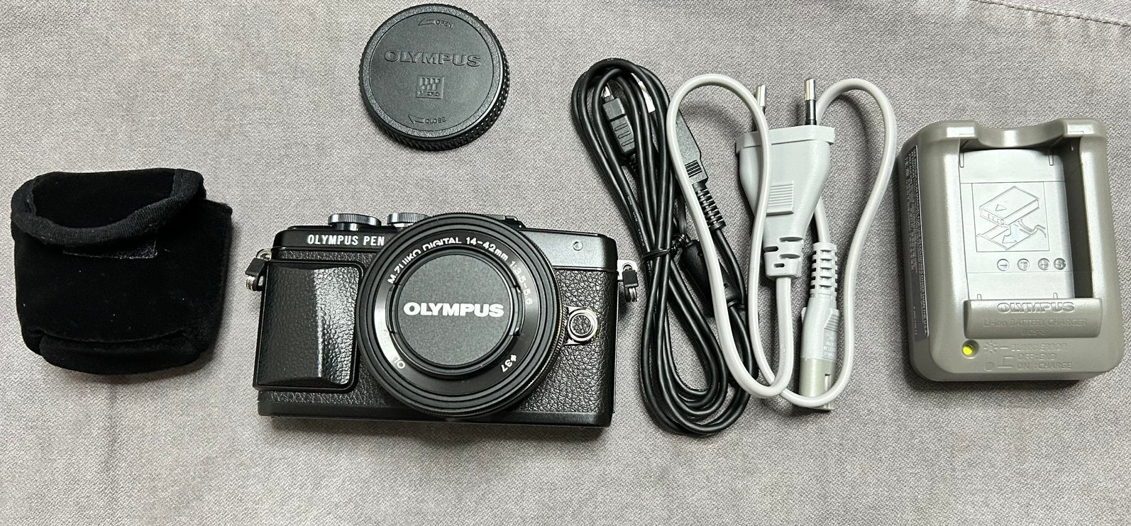 Olympus pen e-pl7 + 14-42mm - New - used 1 for shoot., Ophalen of Verzenden, Olympus, Touchscreen, Accu