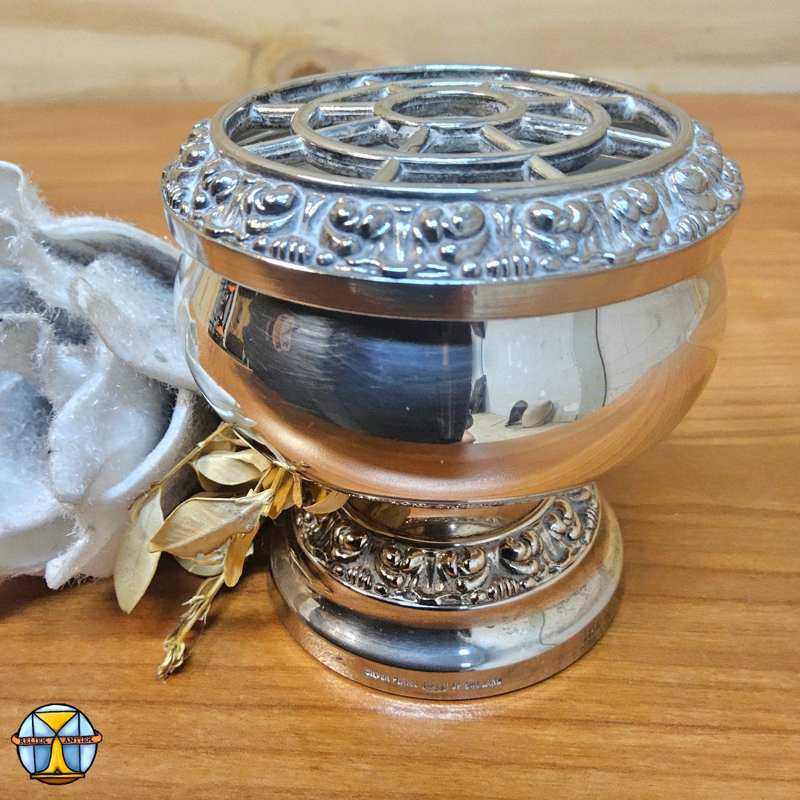 Vintage verzilverde engelse rozenkom (rozen vaasje) Ianthe, Ophalen of Verzenden, Zilver
