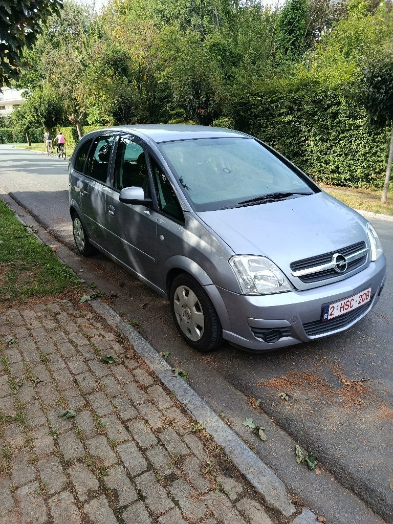 Opel Meriva 1.6 Essence – 82 000 km – Très bel état, Autos, Opel, Argent ou Gris, Achat, Boîte manuelle, Entretenue par le concessionnaire