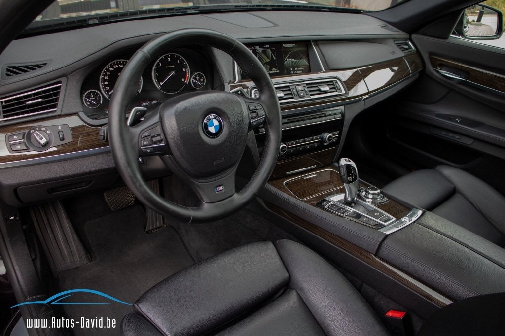 BMW 730d Xdrive M-Pack/SoftClose/Keyless GO/CLIMATISATION, Autos, Cuir, Euro 5, Entreprise, Noir
