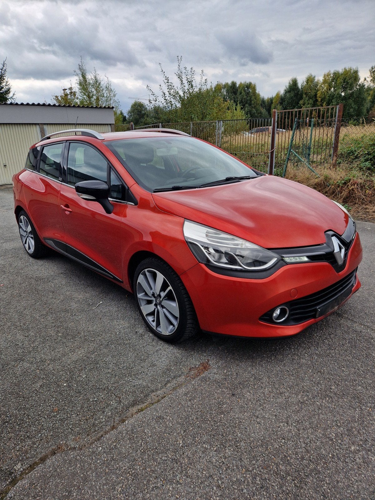 Renault Clio IV Estate O.9 Tce Benz 98 580km Gekeurd Verkoop, Stof, Zwart, 5 deurs, Particulier