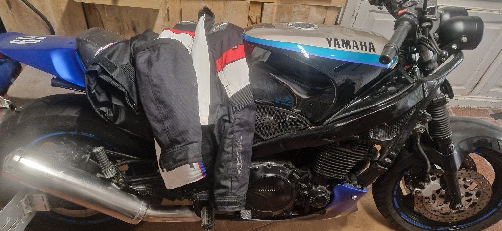 Yamaha fj 1200, Enlèvement, Utilisé