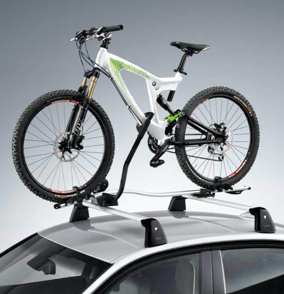 2 nieuwe fietsendragers (BMW), Ophalen, Nieuw