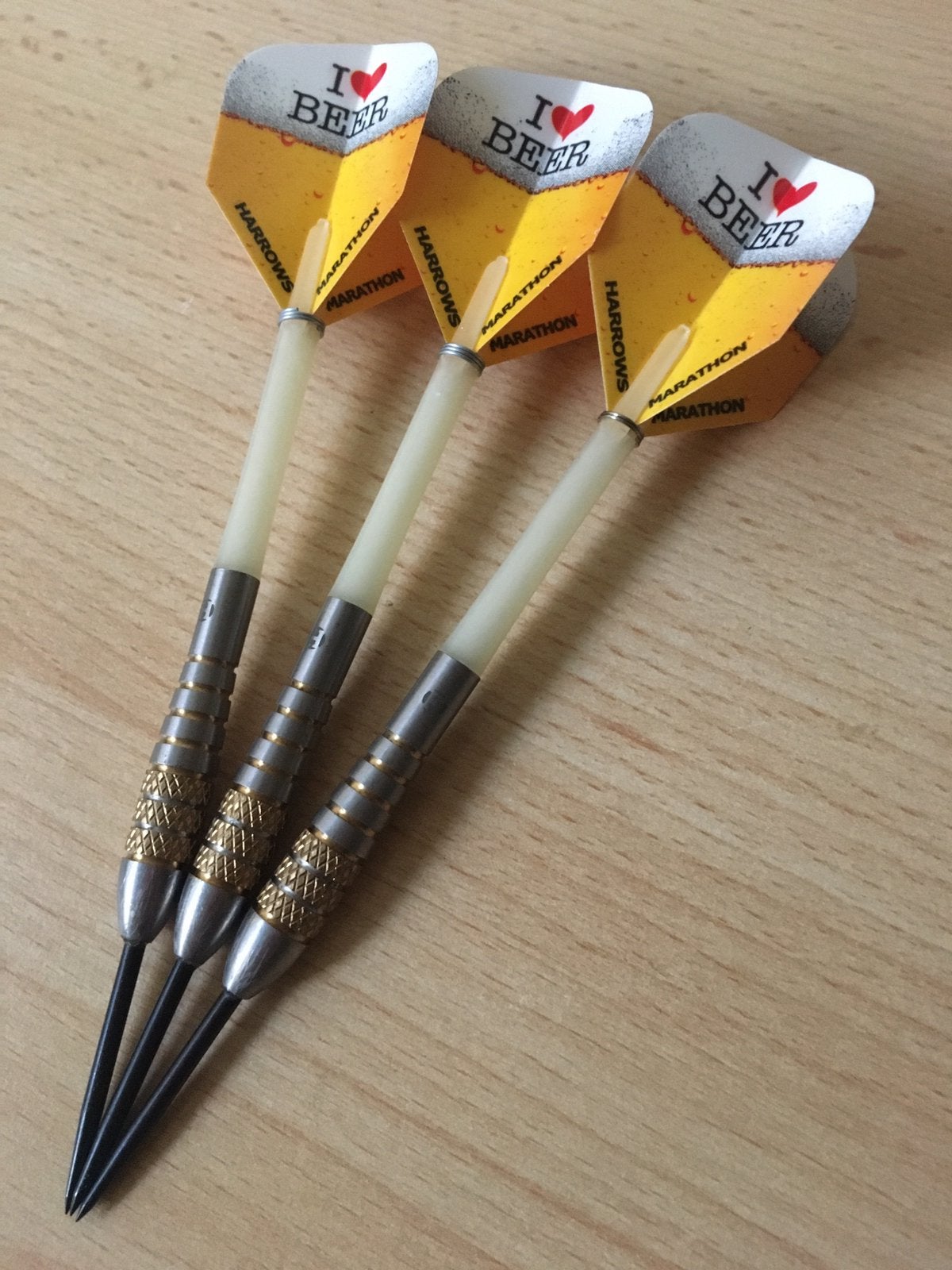 Harrows Boxer bomb shape darts 24 gram, Sport en Fitness, Darts, Ophalen of Verzenden, Gebruikt, Pijlen