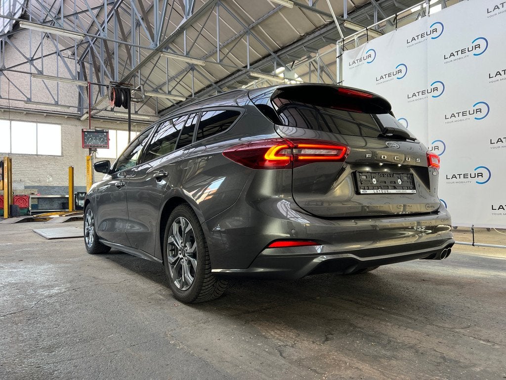Ford Focus Clipper ST-Line X 1.0i EcoBoost mHEV 155pk automa, Auto's, Ford, 1349 kg, Gebruikt, Euro 6, 155 pk