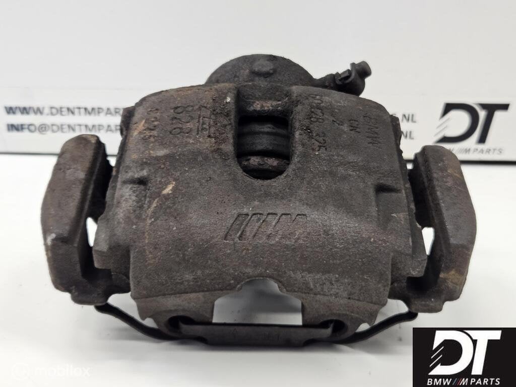 Remklauw rechtsvoor BMW E46 M3 34112282618, Enlèvement ou Envoi, Utilisé, BMW