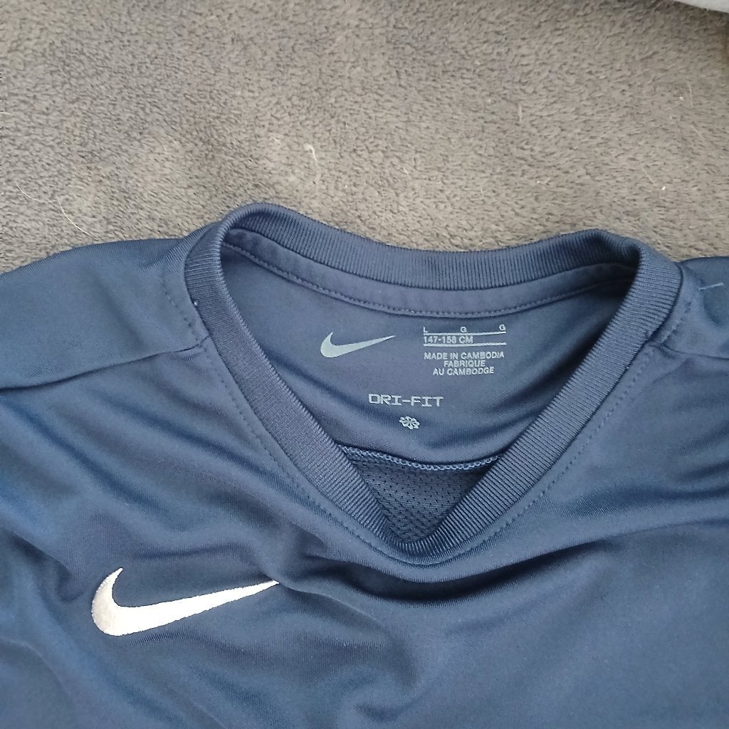 Nike tenue, Sport en Fitness, Voetbal, Ophalen, Zo goed als nieuw