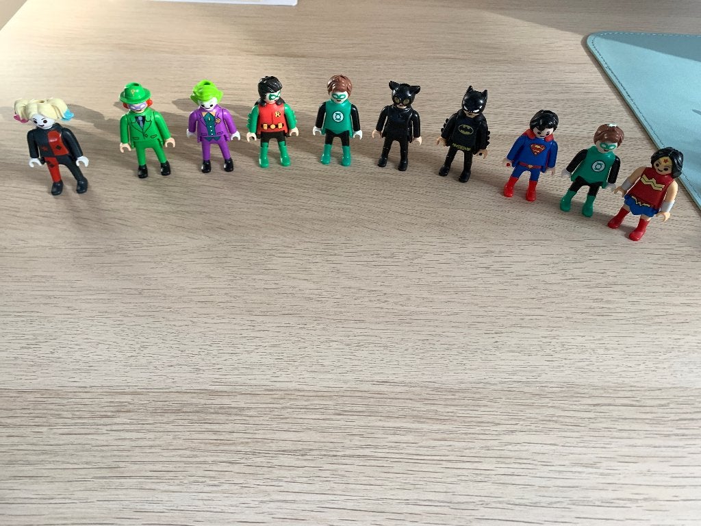 Kinder Surprise playmobil mannetjes, Enfants & Bébés, Jouets | Playmobil, Enlèvement, Comme neuf