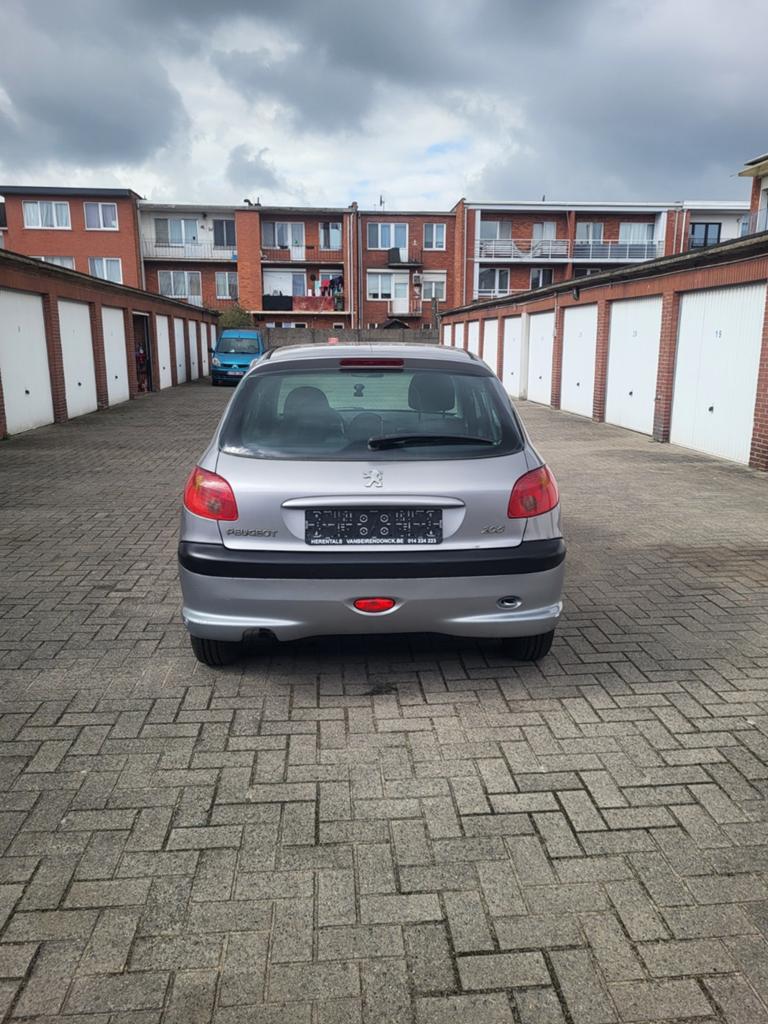 Peugeot 206  benzine Gekeurd 121.000km, Auto's, Particulier, Te koop, Benzine