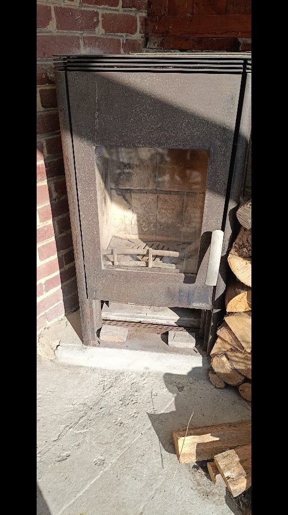 Feu au bois 120€  Baudour 0474/063588, Gebruikt, Houtkachel, Ophalen of Verzenden, Vrijstaand