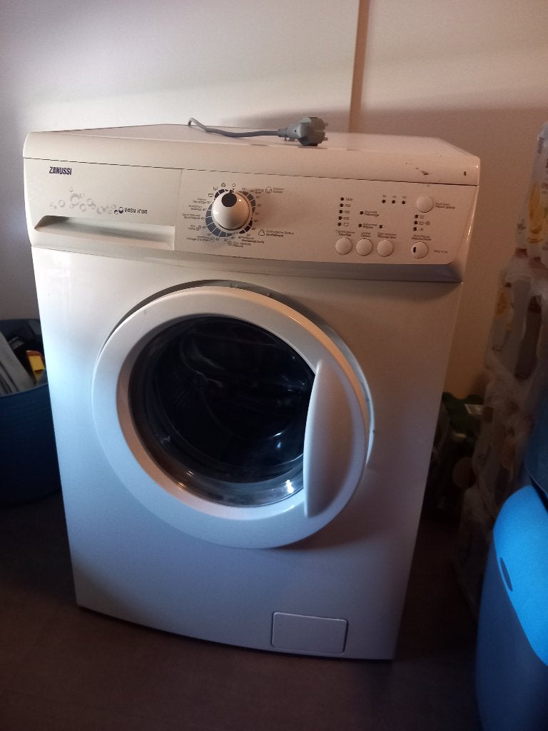 Wasmachine (werkt nog maar lagers zijn stuk),voor onderdelen, 6 à 8 kg, Enlèvement, Utilisé