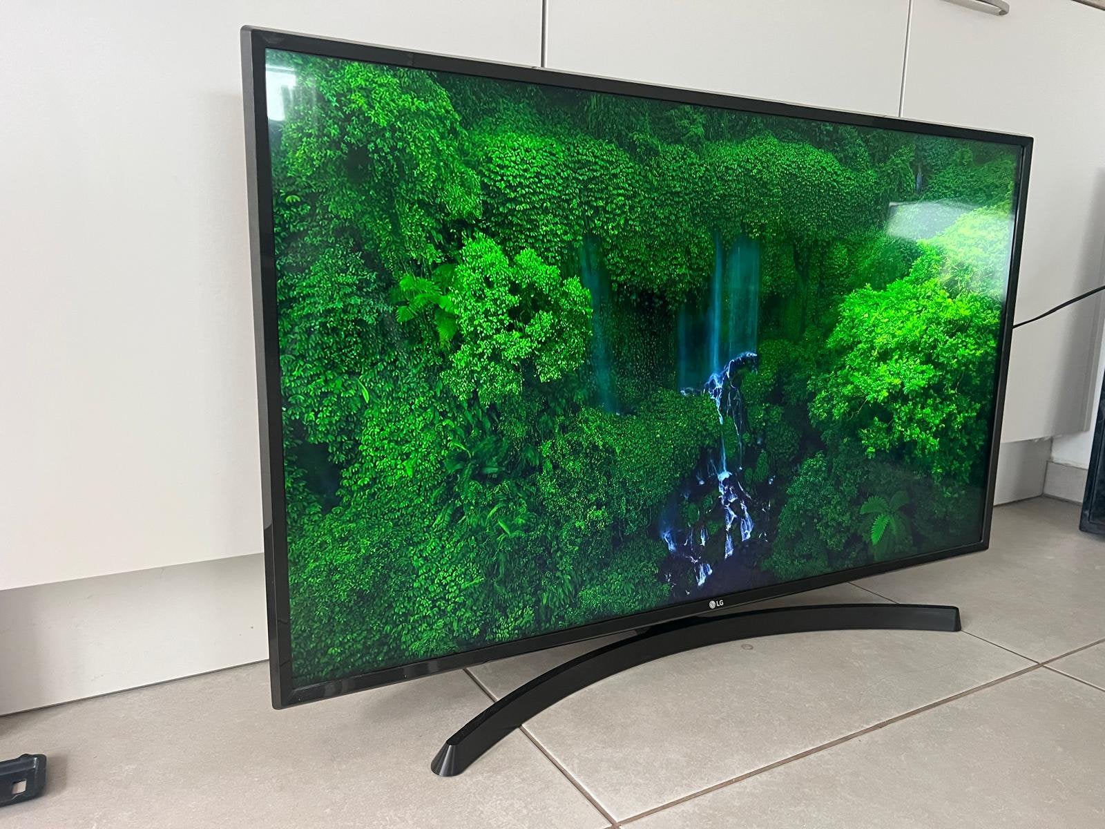 Lg 43 inch Smart Tv, Enlèvement ou Envoi, Comme neuf, LG, Smart TV
