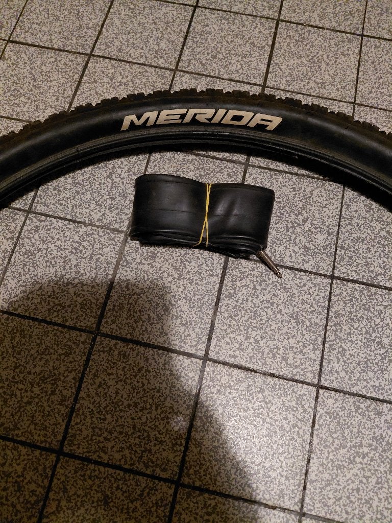 Fietsonderdelen, Fietsen en Brommers, Ophalen, Gebruikt, Band, Merida