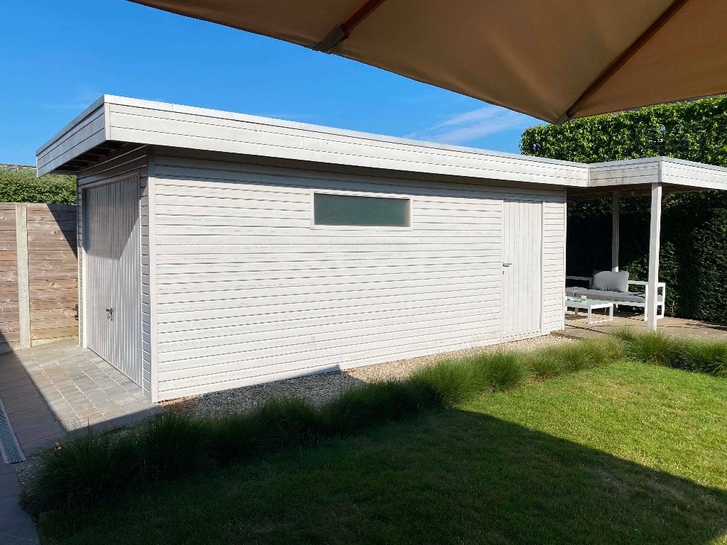 Stevig houten garage/tuinhuis met poort + lounge, Ophalen, Gebruikt, Hout, Met poort