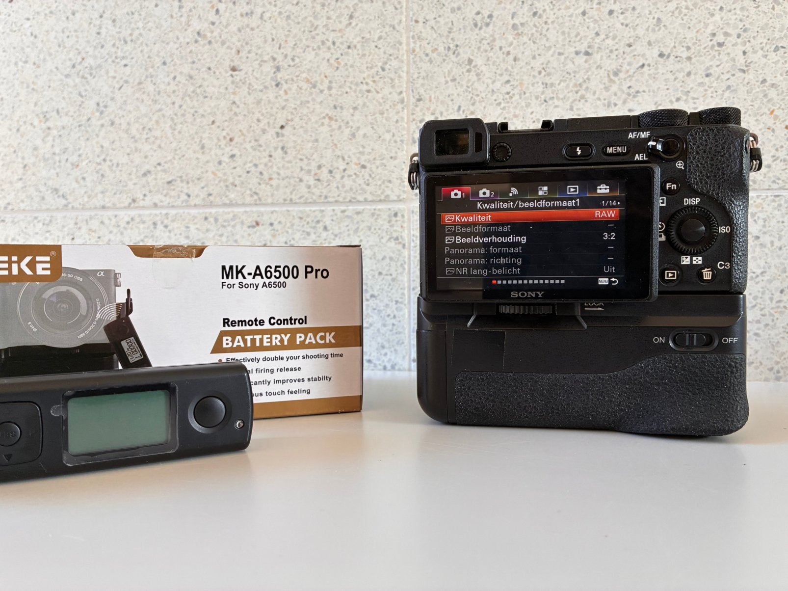 Sony A6500 e-mount camera + Meike grip, Audio, Tv en Foto, Gebruikt, Ophalen of Verzenden, Grip, 24 megapixels