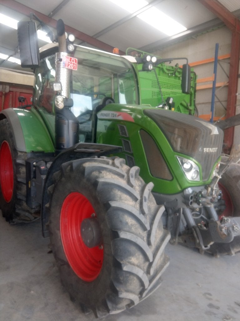 Fendt 724, Enlèvement, Utilisé, Fendt, 7500 à 10000