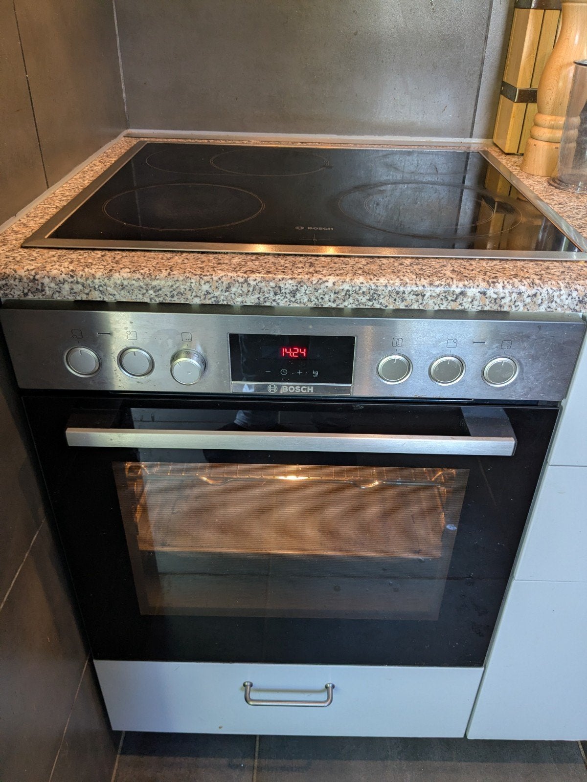 Bosch oven en kookplaat met pyrolytische reiniging, Elektronische apparatuur, Ophalen