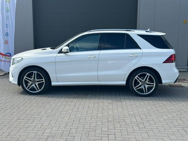 Mercedes-Benz GLE 350D AMG pano dak, Auto's, Automaat, Dealer onderhouden, 4 cilinders, GLE