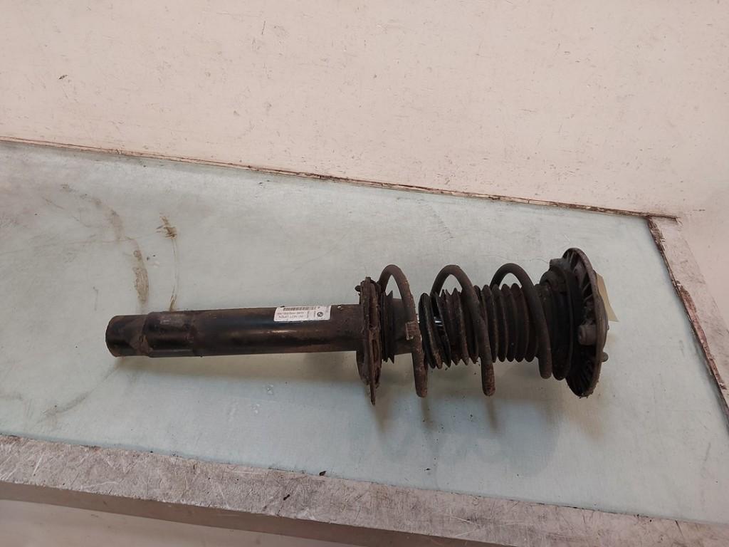 AMORTISSEUR OU ABSORBEUR DE CHOC AVANT DROIT 1 serie (F20), Utilisé, BMW, Petuelring 130
80809  München, DE, Bayerische Motoren Werke AG