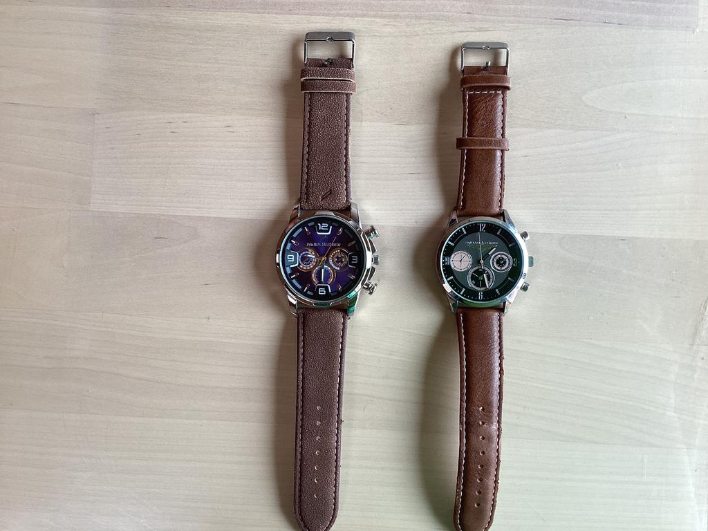 2 horloges samen, Ophalen, Zo goed als nieuw