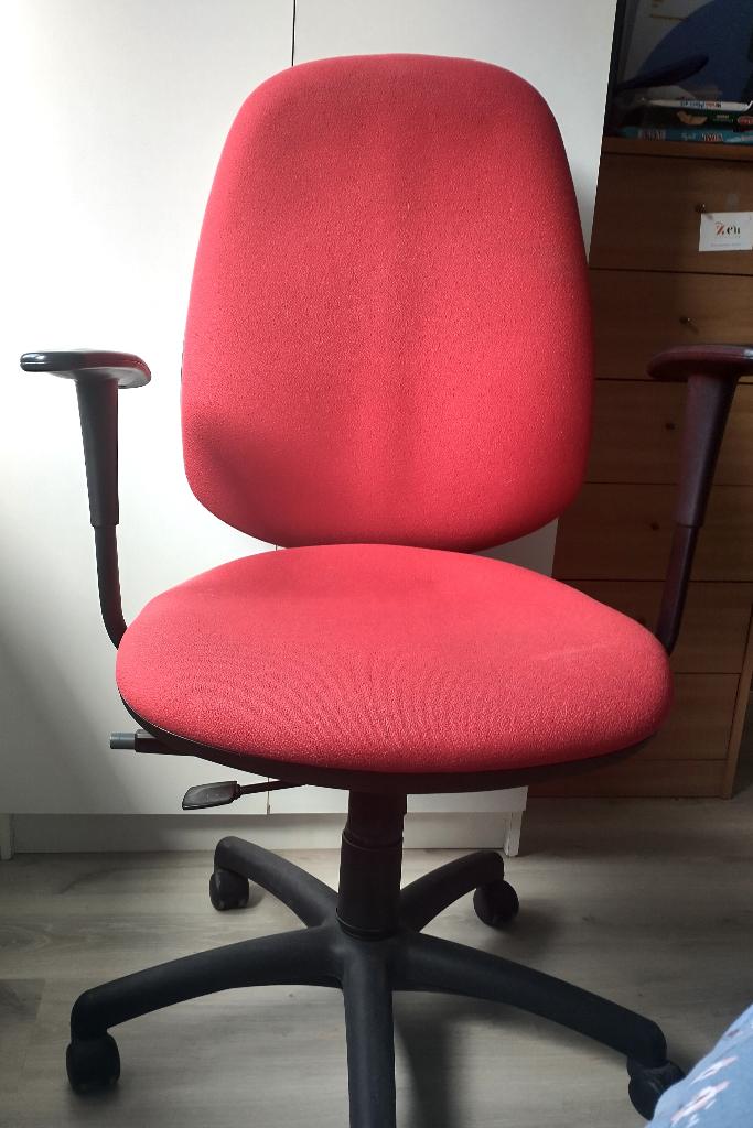 Chaise de bureau en tissu rouge vif, Enlèvement, Utilisé, Rouge, Chaise de bureau